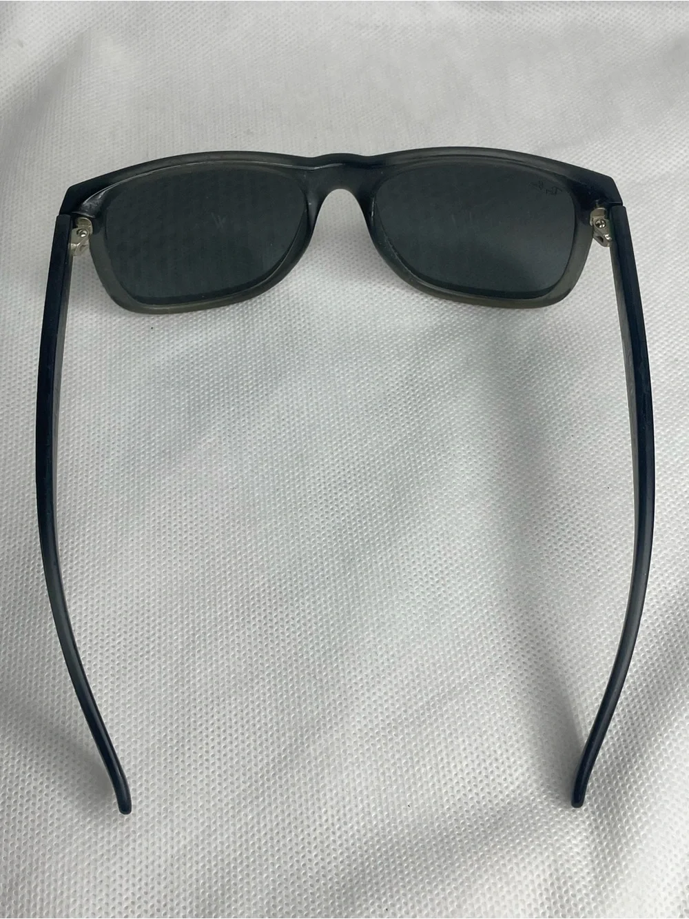 Ray-Ban Justin Sunglasses Classic Gray Black Smoke Lens RB4165 852/88 54[]16 3N